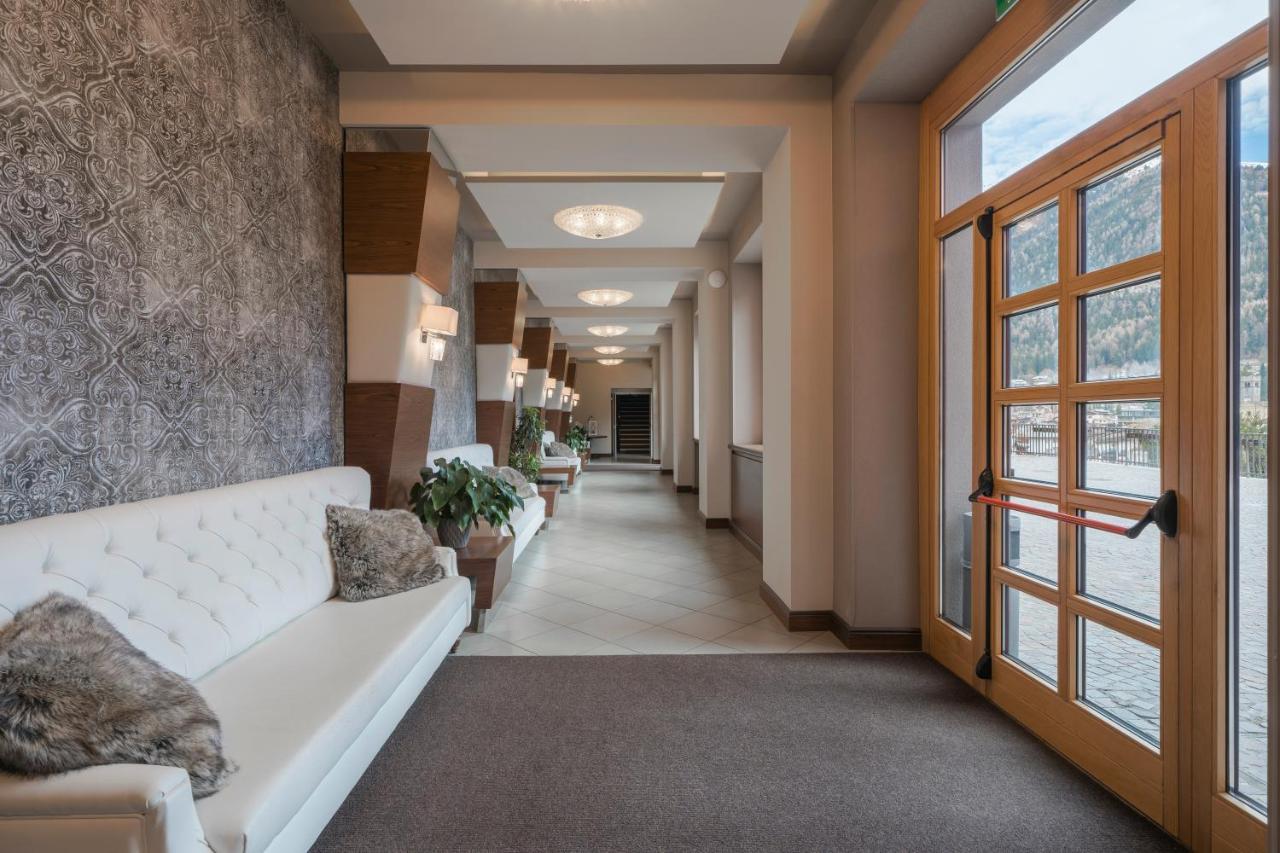 Hotel Garni Cristallo Ponte Di Legno Buitenkant foto